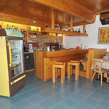 Croce Bianca 3* Λιβίνιο